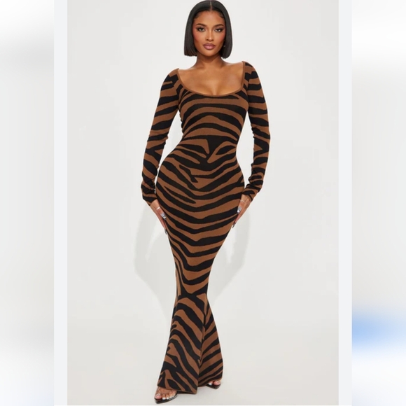 Fashion Nova Dresses & Skirts - Fashion Nova Sutton Sweater Dress